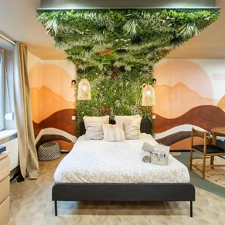 Deluxe Studio, Desert Rose, Jacuzzi, Centre *