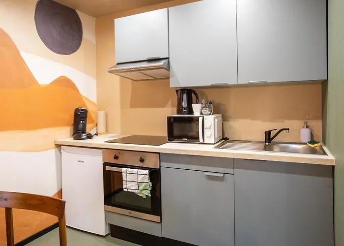 Pink Desert Jacuzzi Studio, Centre Mulhouse